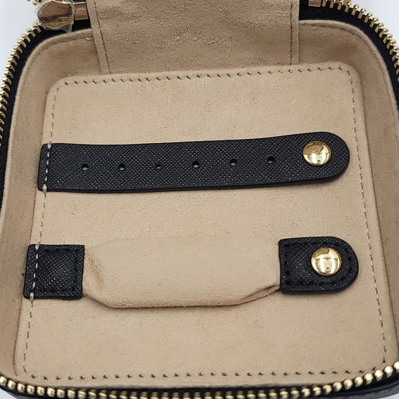 Tory Burch Emerson Jewelry case - Picture 9 of 13